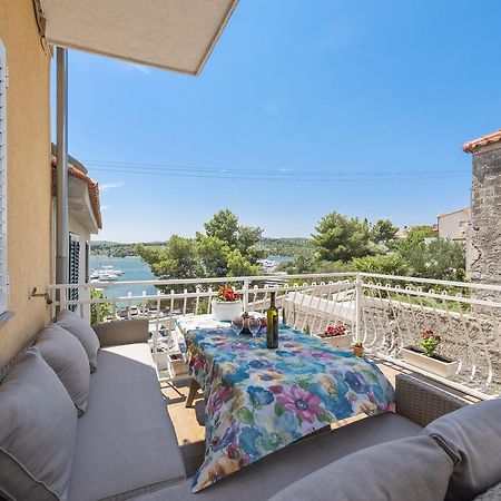 Apartments Tara, Sibenik - Mandalina Luaran gambar