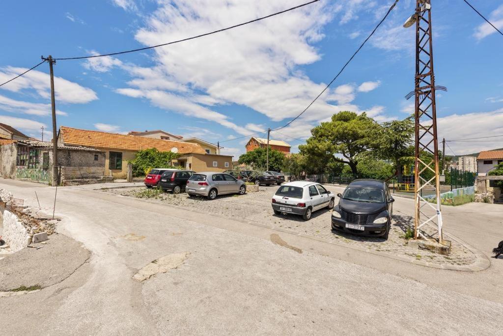 Apartments Tara, Sibenik - Mandalina Luaran gambar
