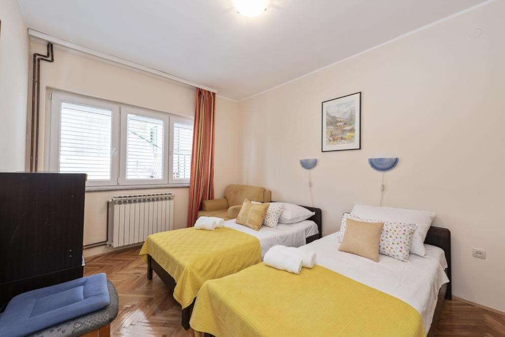 Apartments Tara, Sibenik - Mandalina Luaran gambar